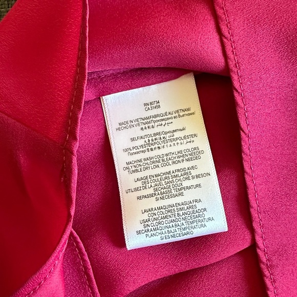 BCBG red berry high-low top size S - Picture 5 of 8